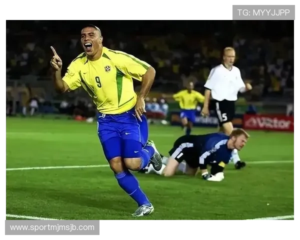 最新世界杯视频集锦带你领略世界顶级足球明星的精彩表现